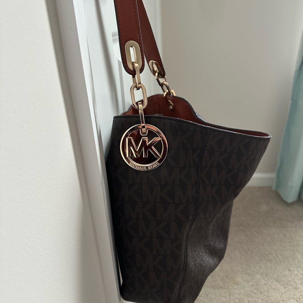 Michael Kors Dark Brown Shoulder Bag - Picture 2 of 6